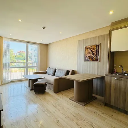 Paradiso B 306 Sea View 公寓